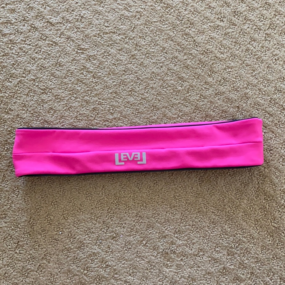 Level brand belt for running